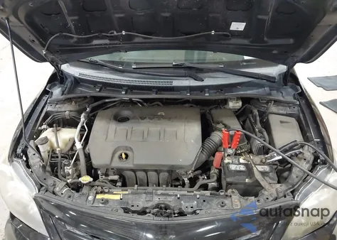 2013 Toyota Corolla S z USA, uszkodzony, nr VIN 2T1BU4EE2DC966841